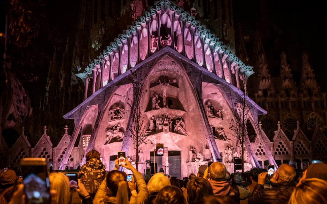 Sagrada Familia Easter 2025: Special Events & Religious Ceremonies