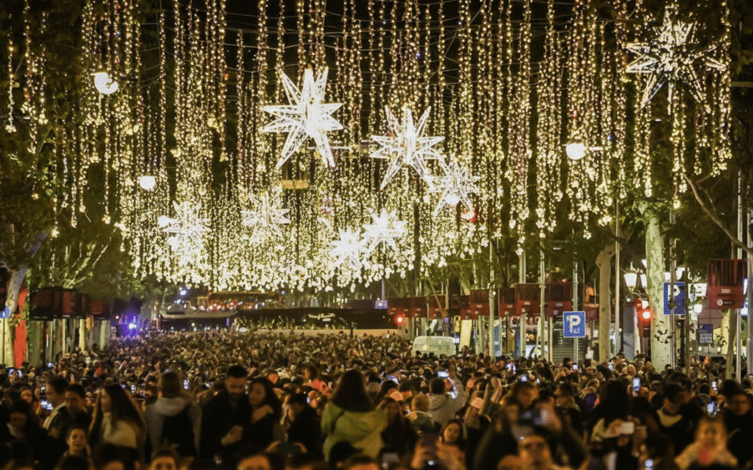 Barcelona in Winter: A Complete and Magical Christmas Season (Lights, Traditions, New Year & Kings’ Parade)
