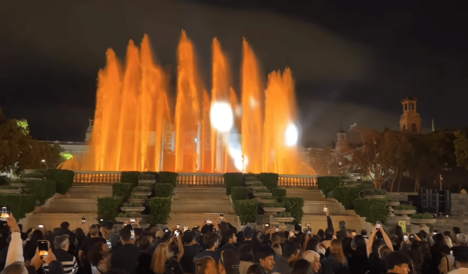 Magic Fountain of Montjuïc: History, How It Works & Best Tips
